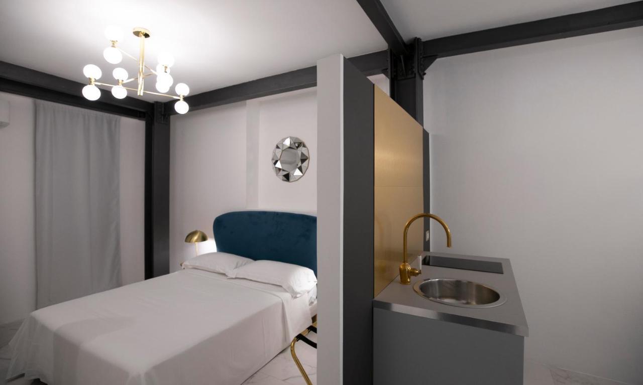 Azzoli Trapani - Apartments&Skypool - Adults Only Екстер'єр фото